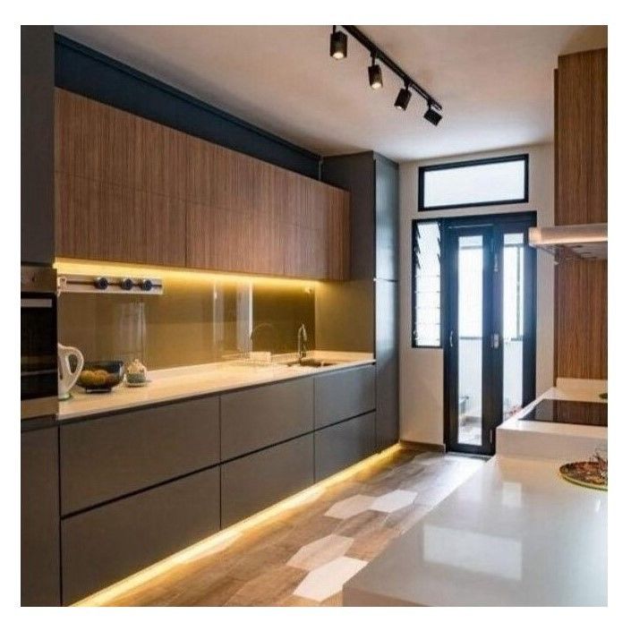 Armário de cozinha de casa de campo / apartamento com cor de verniz de alta qualidade e madeira sólida durável