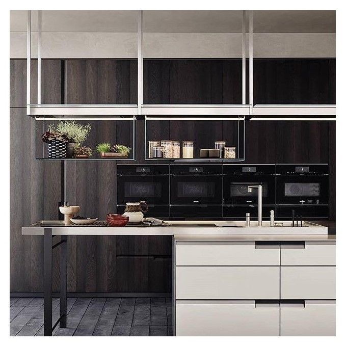 Armário de cozinha de casa de campo / apartamento com cor de verniz de alta qualidade e madeira sólida durável