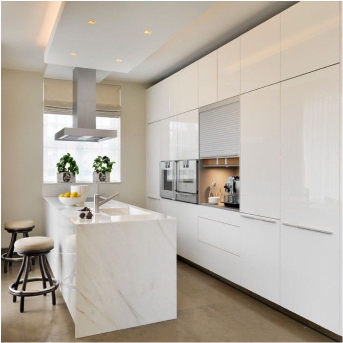 Armário de cozinha de casa de campo / apartamento com cor de verniz de alta qualidade e madeira sólida durável