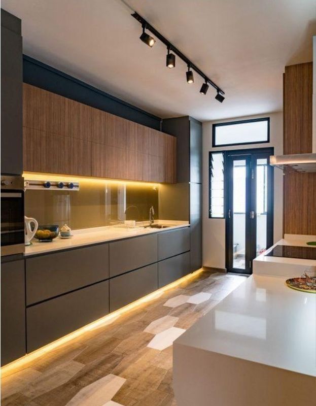 Armários de móveis de cozinha de cor de chapa personalizada com deslizamento de gaveta e design moderno