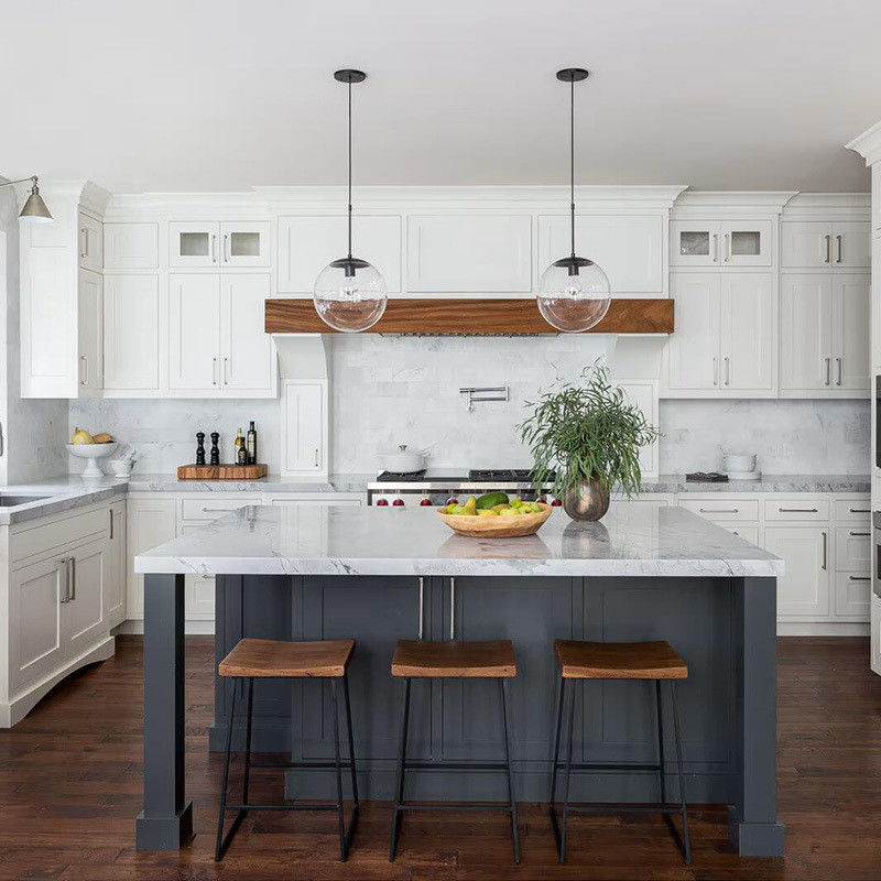 Armário de cozinha de estilo moderno de estilo europeu com cor de chapéu personalizada
