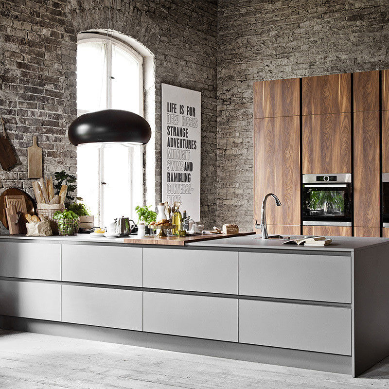 Armários de cozinha modulares YALIG personalizados com hardware e gavetas Blum