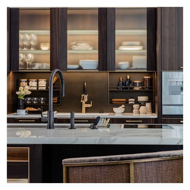 Acessórios de torneiras Painel de vidro escuro Armários de cozinha modulares de madeira maciça para apartamento