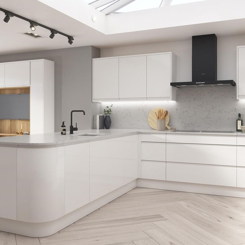 Armário de cozinha de cor brilhante personalizado com design e acessórios modernos