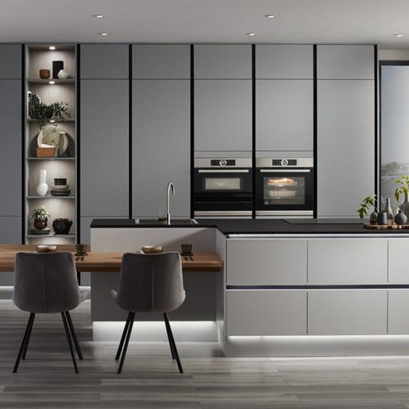 Armário de cozinha em matte personalizado para cozinhas modernas inteligentes em vilas e apartamentos