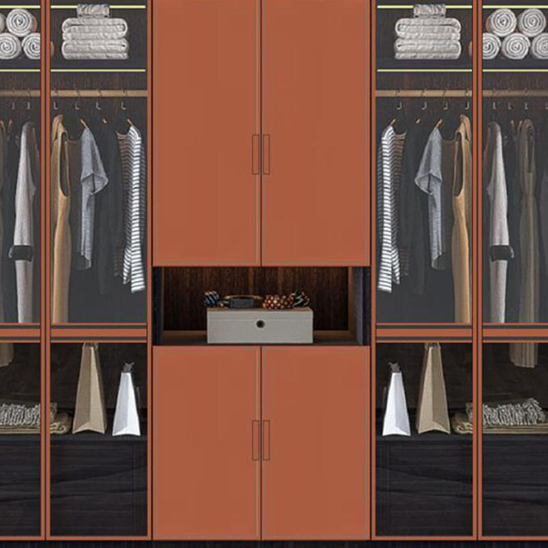 Guarda-roupa de madeira maciça com design contemporâneo