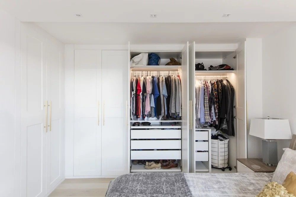 Armário de quarto de madeira de estilo europeu contemporâneo