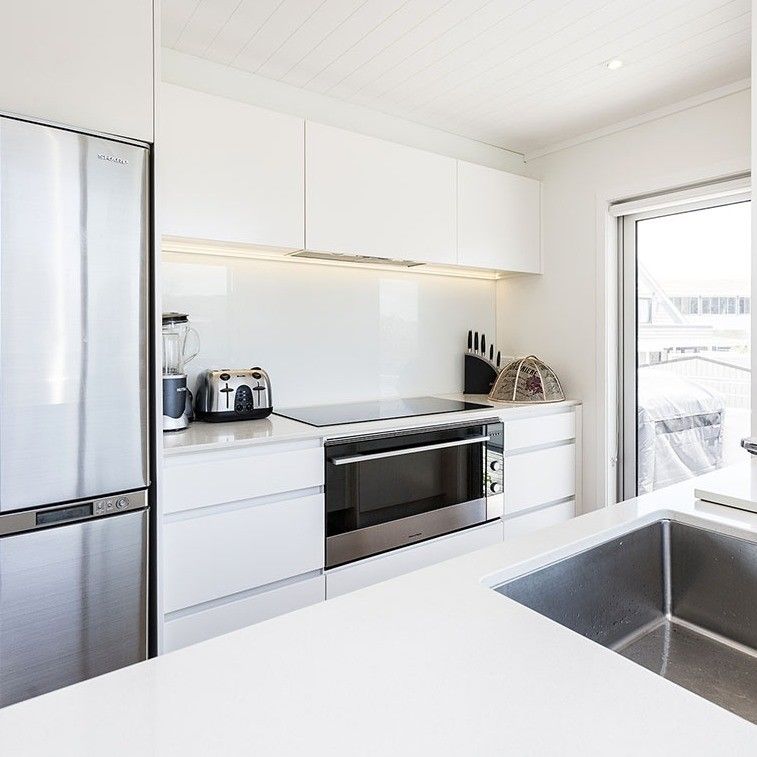 Armazém de cozinha branco feito de MDF para móveis de cozinha