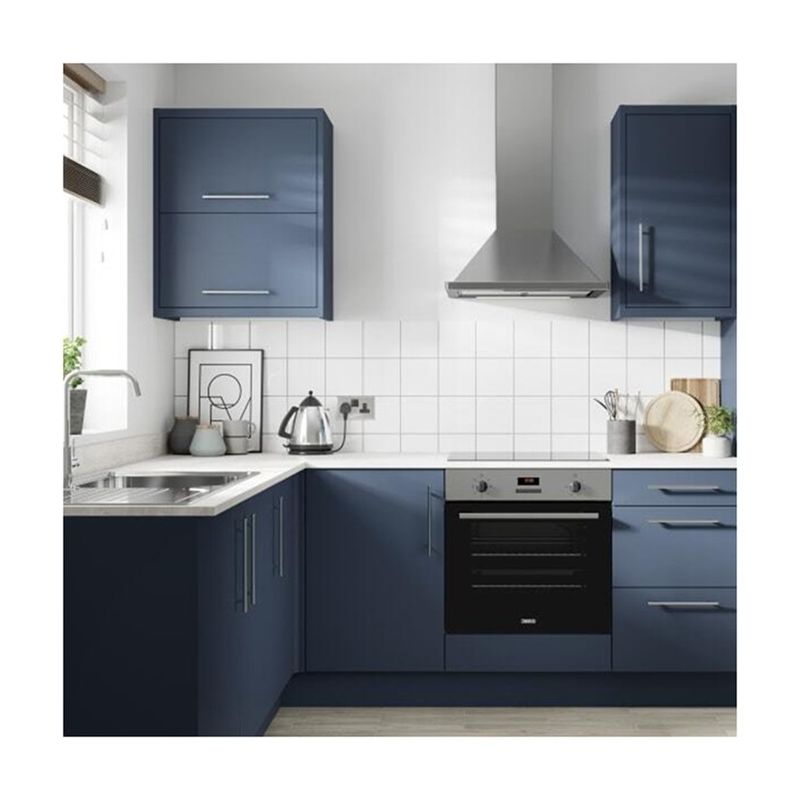2024 Design Mobiliário de cozinha de madeira moderno em forma de L para uma cozinha de villa contemporânea
