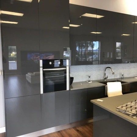 Armazém de cozinha moderno de PVC para prato durável