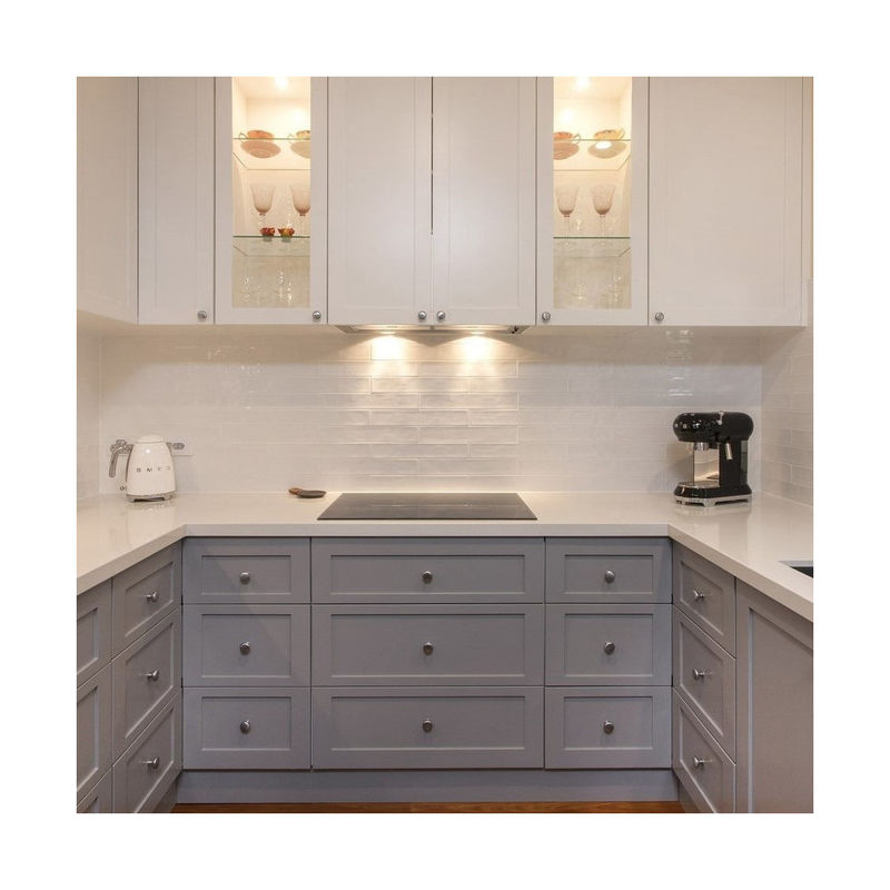 Armário de parede de cozinha de luxo de cor personalizada para limpeza fácil em apartamento de estilo moderno