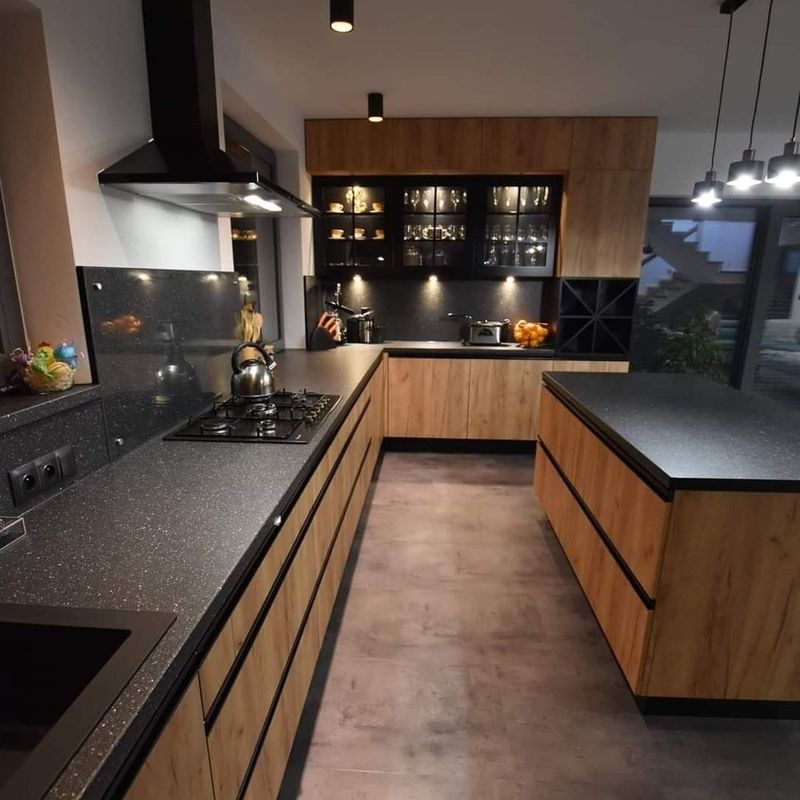Villa Cozinha YALIG Design moderno Cozinha exterior de cor preta Gabinete de despensa com bar