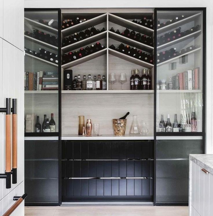 Painel de estilo de madeira Display de bar de vinhos para sala de estar Mobiliário doméstico de luxo Design moderno
