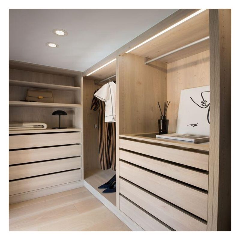 Design contemporâneo Painel de porta de vidro preto Armário de quarto de madeira maciça para apartamento