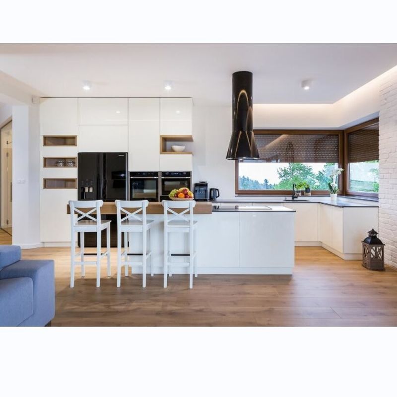Armário de cozinha brilhante com material de porta HDF e design de estilo moderno