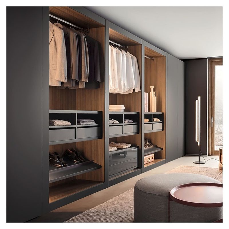 Conjunto personalizado estilo de madeira 2024 Modelo Modular de quarto sistema de armário para apartamento