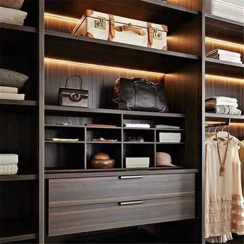 YALIG 2D / 3D Custom Made estilo italiano Modern Bedroom Wardrobe Design para Apartamento