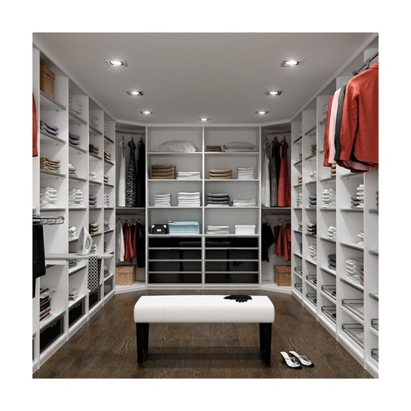 Organize seu quarto com estilo com um armário de madeira contemporâneo